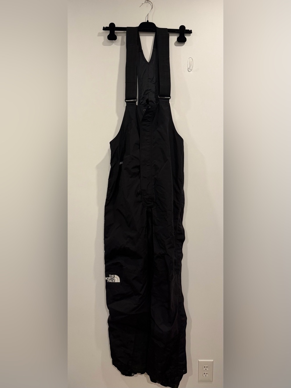 The North Face Men’s Black Bib Snow Pants goretex